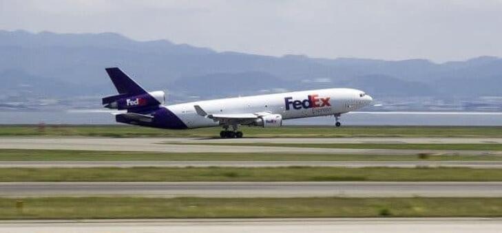 Figure-6-FedEx-Air-Cargo-Plane.