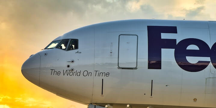 A Fedex cargo plane